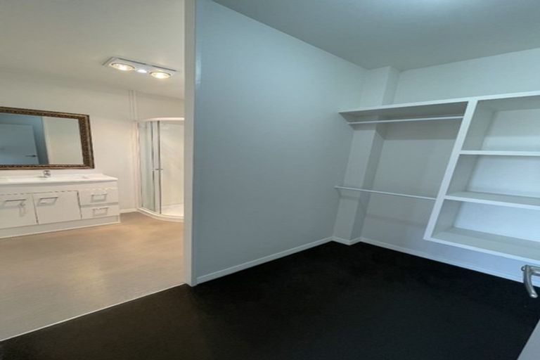 Photo of property in 40 Fairfax Crescent, Pyes Pa, Tauranga, 3112