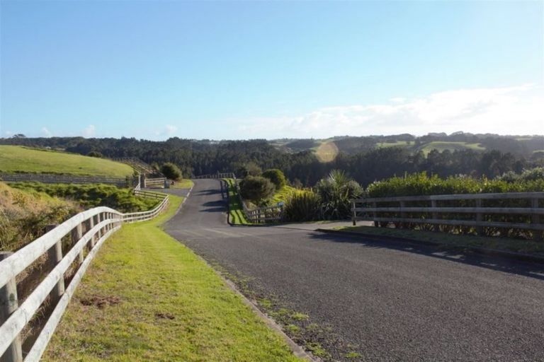 Photo of property in 71b Taiapa Valley Road, Muriwai, 0881