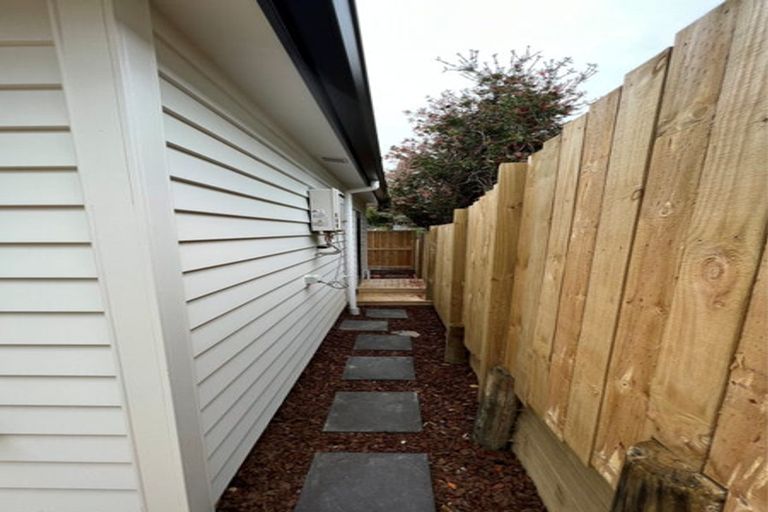 Photo of property in 37b Matipo Road, Mairangi Bay, Auckland, 0630