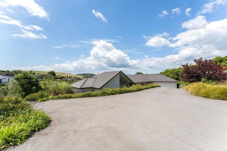 Photo of property in 5 Pondview Lane, Waimauku, 0812