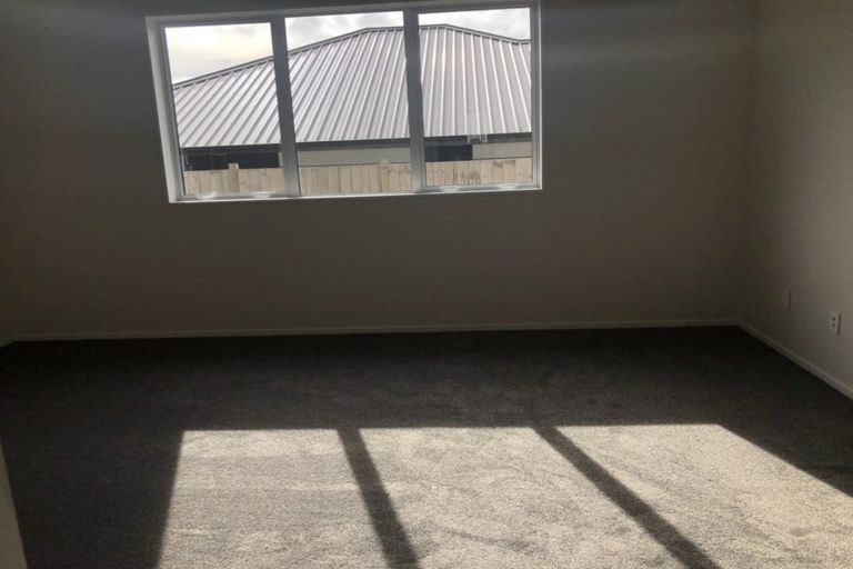 Photo of property in 11 Raymond Grace Avenue, Huapai, Kumeu, 0810