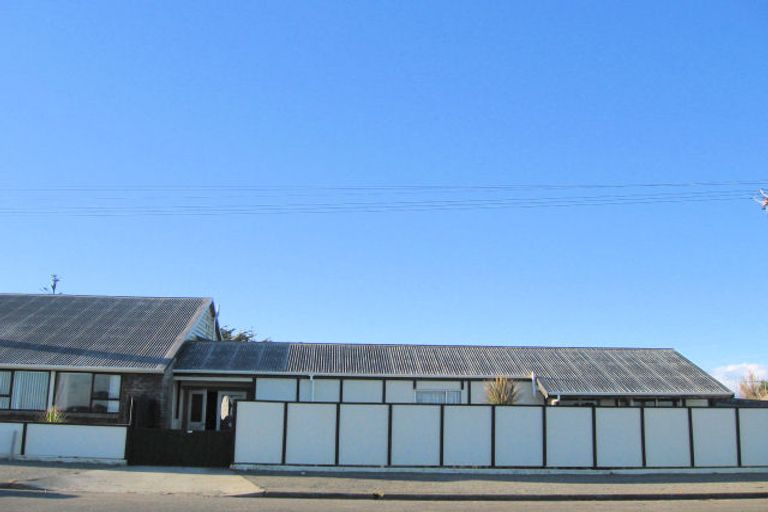 Photo of property in 62 Marine Parade, Otaki Beach, Otaki, 5512