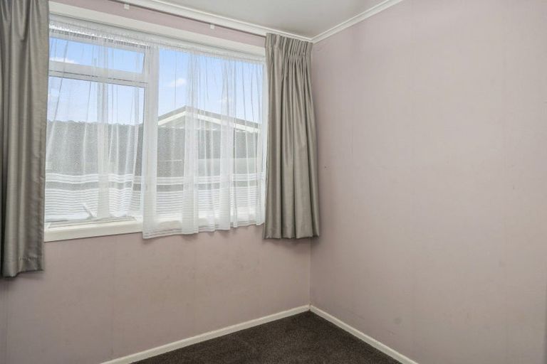 Photo of property in 10 Clouston Crescent, Fenton Park, Rotorua, 3010