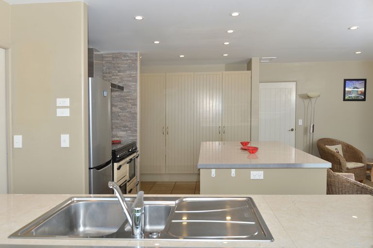 Photo of property in 6 Heron Hill, Kerikeri, 0230