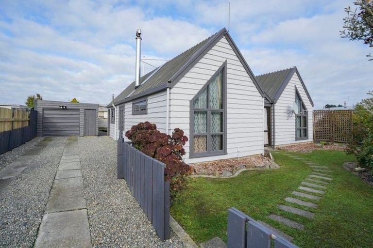 Photo of property in 15 Lauder Crescent, Heidelberg, Invercargill, 9812