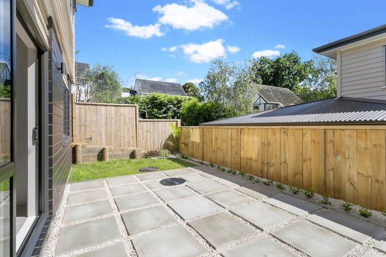 Photo of property in 27a Cleary Road, Panmure, Auckland, 1060