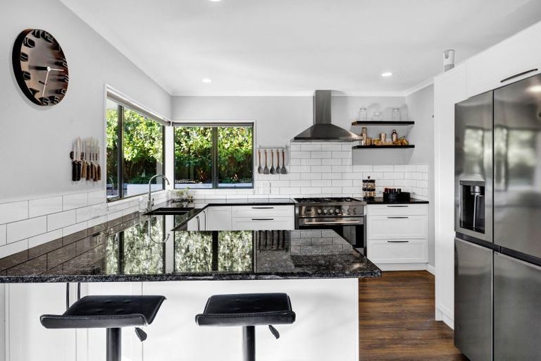 Photo of property in 84 Dorset Avenue, Lynmouth, New Plymouth, 4310