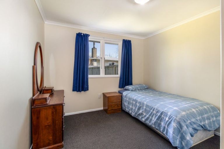 Photo of property in 233 Lumsden Place, Akina, Hastings, 4122