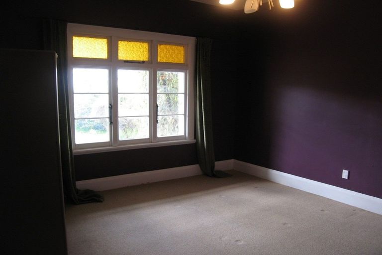 Photo of property in 20 Oxford Street, Hokowhitu, Palmerston North, 4410