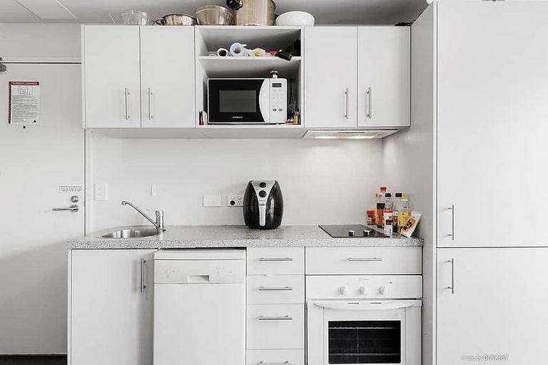 Photo of property in The Peak Apartments, 1001/170 Taranaki Street, Te Aro, Wellington, 6011