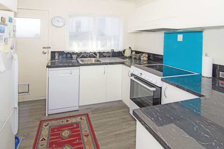 Photo of property in 2 Coradine Street, Masterton, 5810