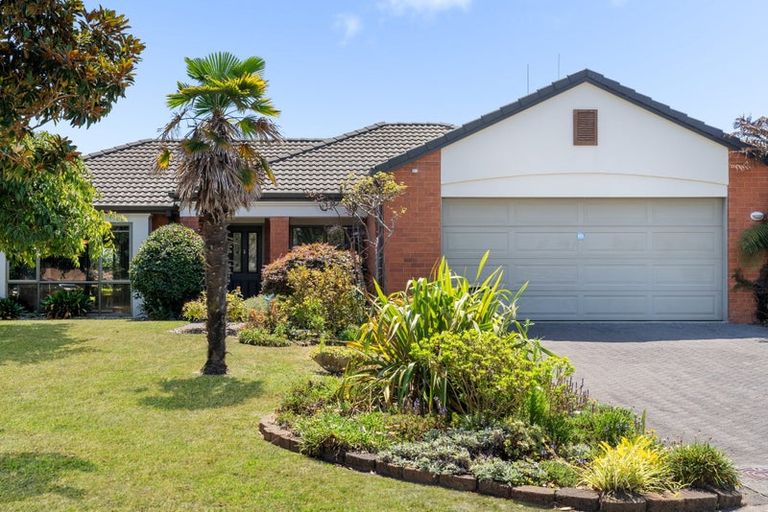 Photo of property in 19 Amery Place, Papamoa Beach, Papamoa, 3118