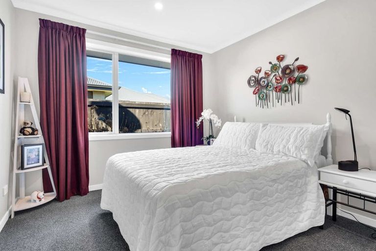 Photo of property in 42 Curtis Street, Stoke, Nelson, 7011