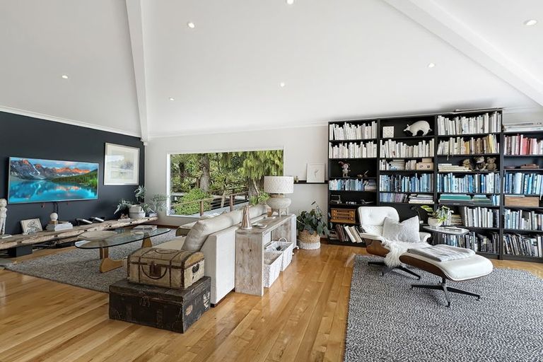 Photo of property in 13 English Bay Road, Opua, 0200