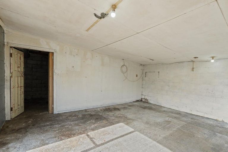 Photo of property in 74 Forfar Crescent, Rockdale, Invercargill, 9812