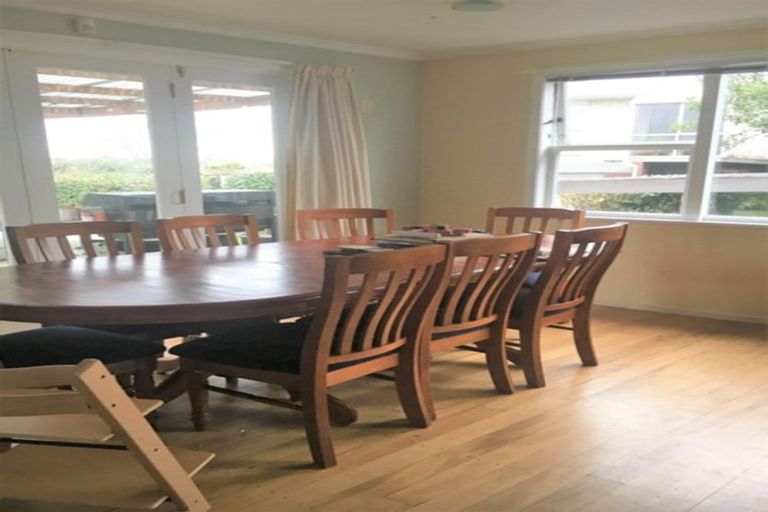 Photo of property in 83 Tuhikaramea Road, Dinsdale, Hamilton, 3204