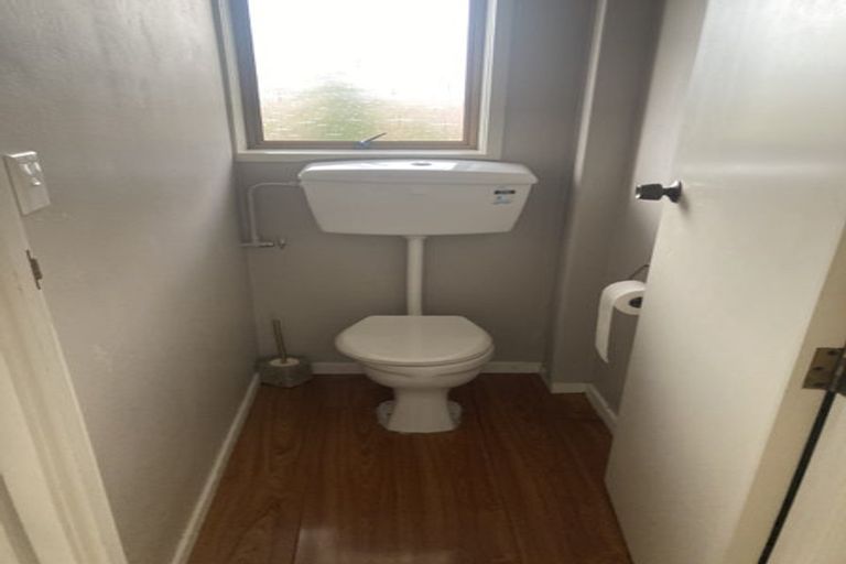 Photo of property in 1/83 Daffodil Street, Titirangi, Auckland, 0604