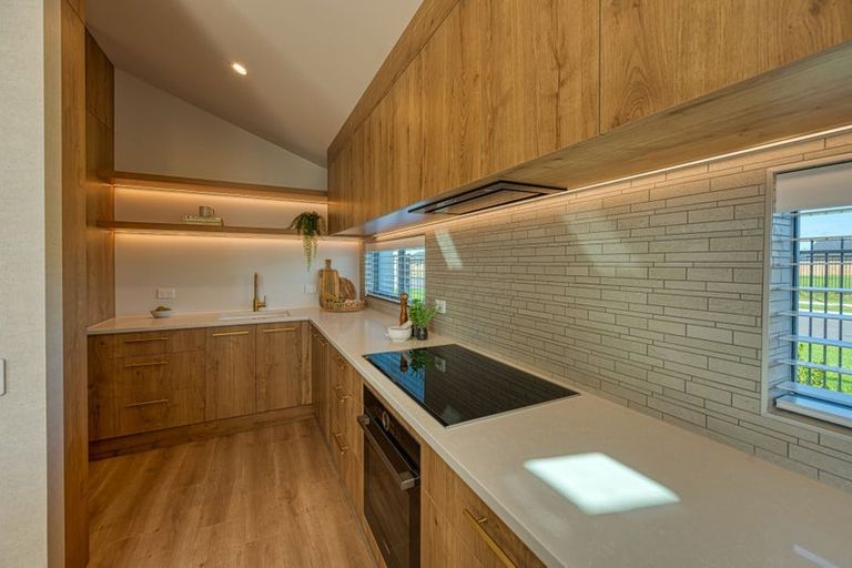 Photo of property in 13 Finstock Way, Rolleston, 7614