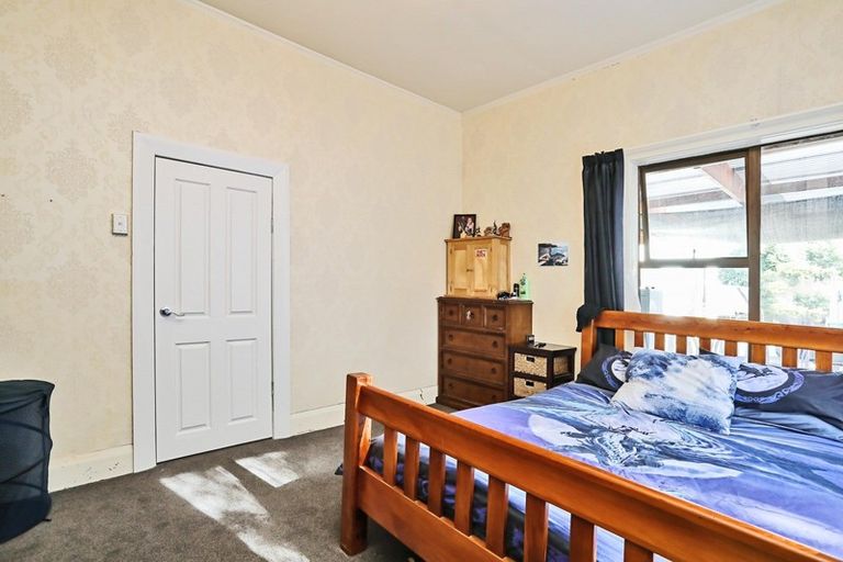 Photo of property in 124 Moulson Street, Strathern, Invercargill, 9812