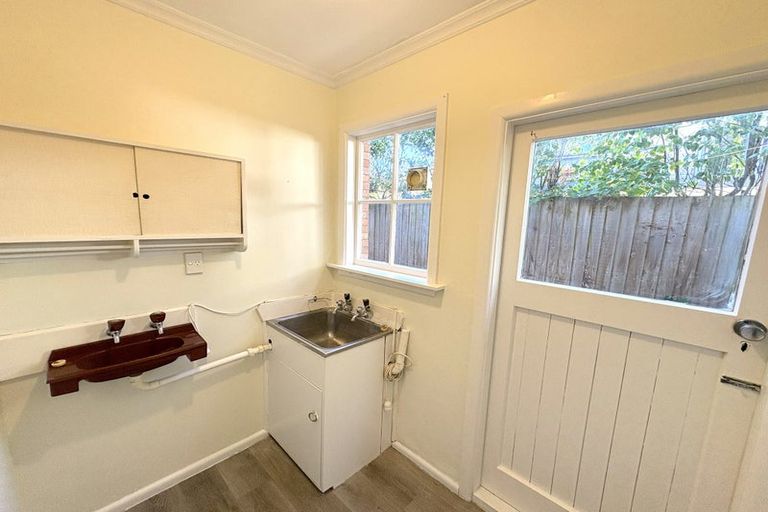 Photo of property in 49 Parkstone Avenue, Ilam, Christchurch, 8041