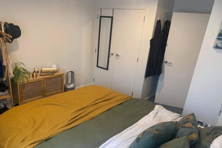 Photo of property in 7/15 Roxburgh Street, Mount Victoria, Wellington, 6011