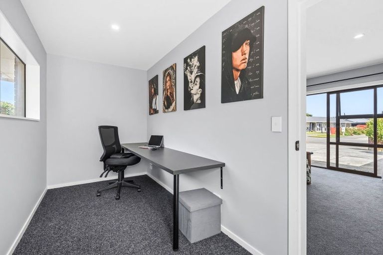 Photo of property in 7 Easton Way, Levin, 5510