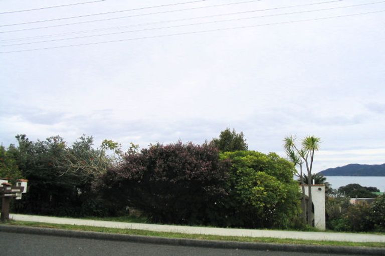 Photo of property in 6 Berghan Road, Coopers Beach, 0420