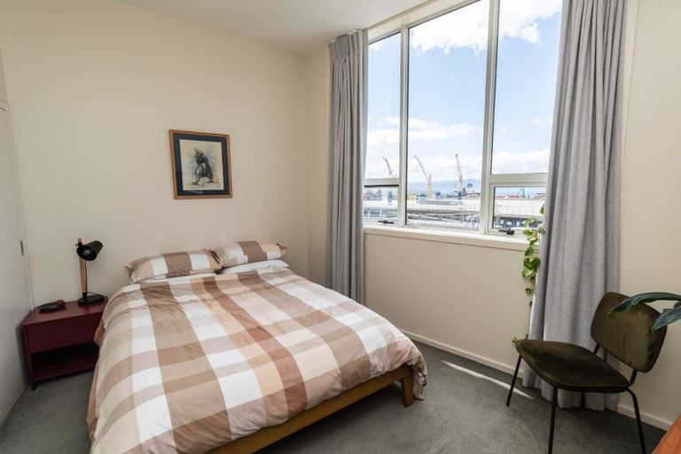 Photo of property in Stadium Garden Flats, 211/107 Thorndon Quay, Pipitea, Wellington, 6011