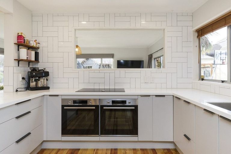 Photo of property in 481 Ruahine Street, Terrace End, Palmerston North, 4410