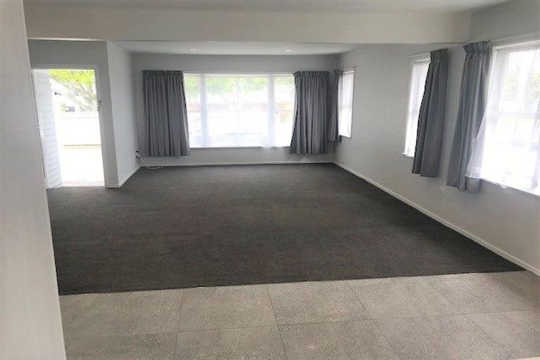 Photo of property in 56 Kelvin Road, Papakura, 2110