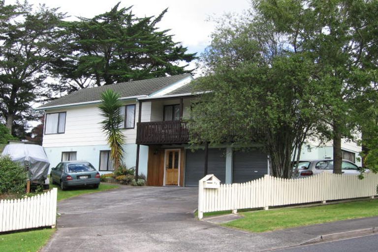 Photo of property in 85 Spence Road, Henderson, Auckland, 0612