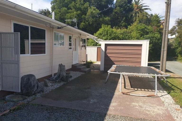 Photo of property in 1/27 Polstead Road, Stoke, Nelson, 7011