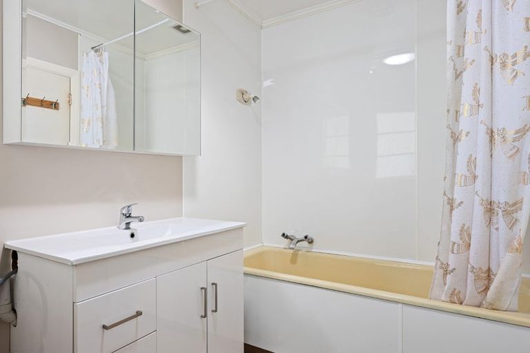 Photo of property in 556 Cranford Street, Papanui, Christchurch, 8052