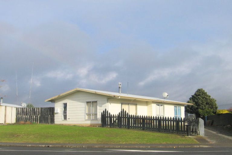 Photo of property in 283 Flaxmere Avenue, Flaxmere, Hastings, 4120