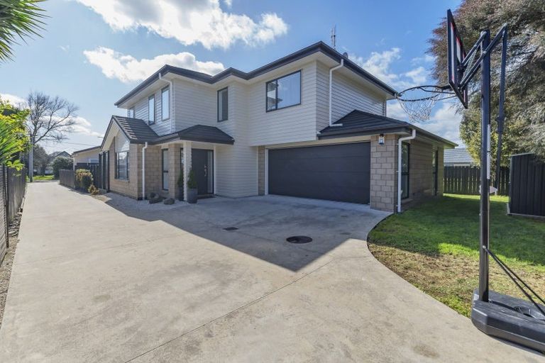Photo of property in 11a Fernaig Street, Papakura, 2110