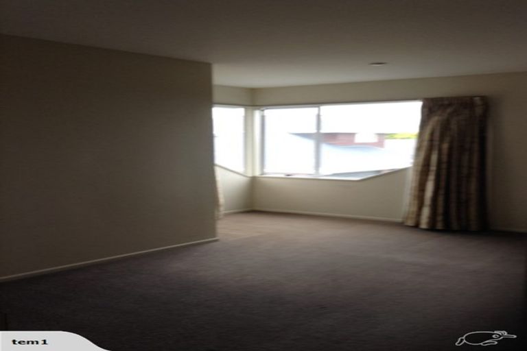 Photo of property in 5 Hunt Lane, Avondale, Christchurch, 8061