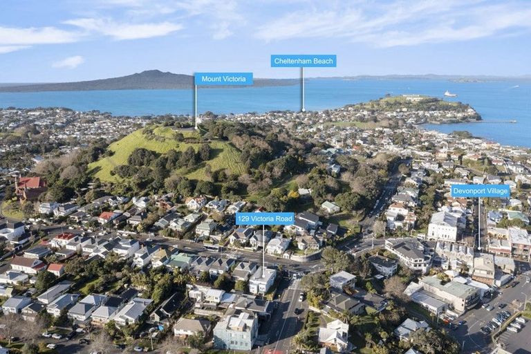 Photo of property in 16/4 Calliope Road, Devonport, Auckland, 0624