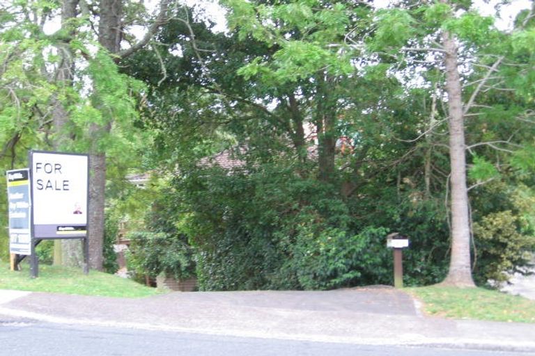 Photo of property in 2/41 Glamorgan Drive, Torbay, Auckland, 0630