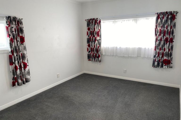 Photo of property in 10 Bentinck Street, Wallaceville, Upper Hutt, 5018