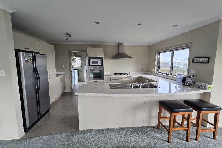 Photo of property in 22 Seamount Drive, Red Beach, 0932