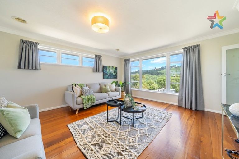 Photo of property in 108a Korokoro Road, Korokoro, Lower Hutt, 5012