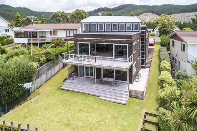 Photo of property in 135 Bambury Place, Onemana, Whangamata, 3691