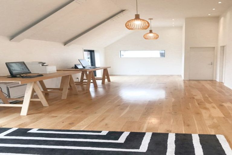 Photo of property in 99 Papanui Road, Merivale, Christchurch, 8014