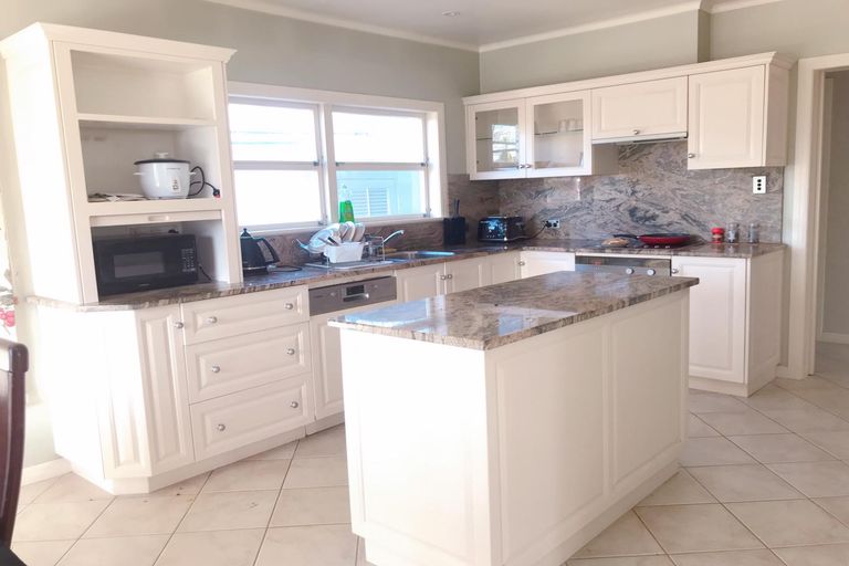 Photo of property in 225 St George Street, Papatoetoe, Auckland, 2025