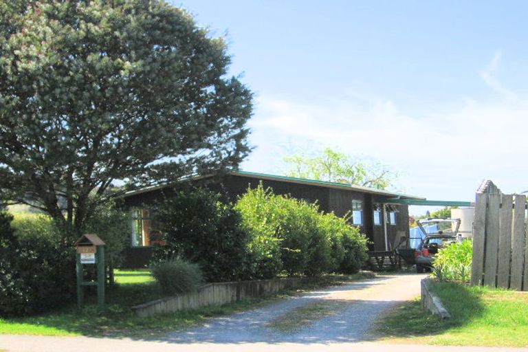 Photo of property in 42 Pukehangi Road, Pukehangi, Rotorua, 3015