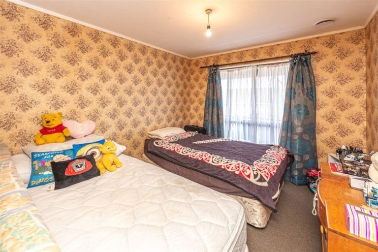 Photo of property in 36 Karyn Street, Castlecliff, Whanganui, 4501