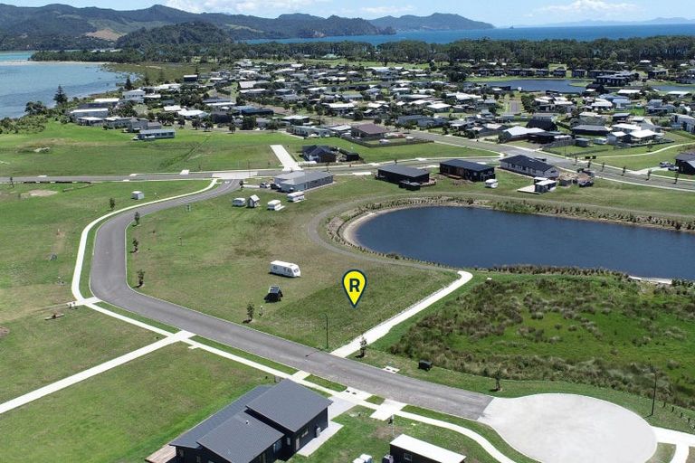 Photo of property in 13 Taniwha Place, Matarangi, 3592