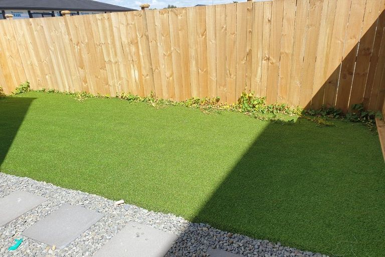 Photo of property in 77 Bellbird Street, Papakura, 2110