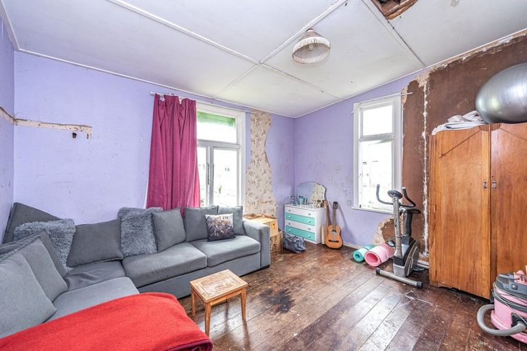 Photo of property in 24 Kings Avenue, Gonville, Whanganui, 4501