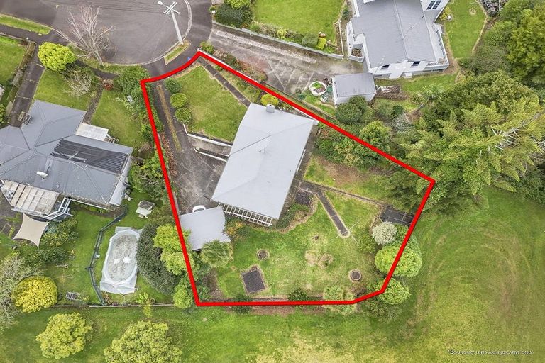 Photo of property in 1 Kingsway Crescent, Forest Lake, Hamilton, 3200